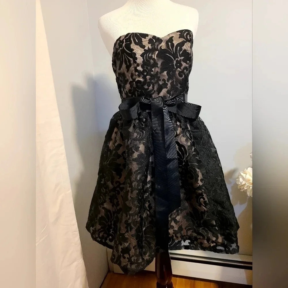 La Scala strapless high low dress with bow